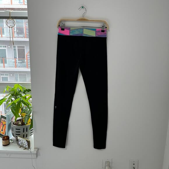 Ivivva Girl's Black & Blue Leggings Size 14 - Picture 5 of 5